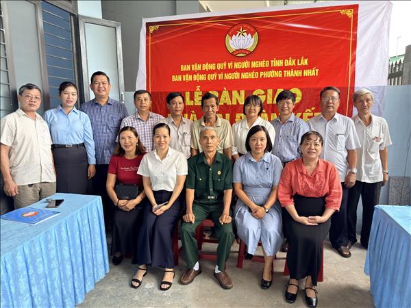 CÔNG TY THỦY ĐIỆN BUÔN KUỐP ĐỒNG HÀNH HỖ TRỢ XÂY DỰNG NHÀ ĐẠI ĐOÀN KẾT PHƯỜNG THÀNH NHẤT